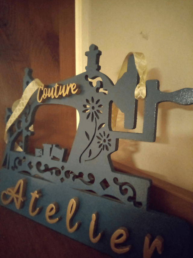 Atelier de couture - 24 x 20 cms