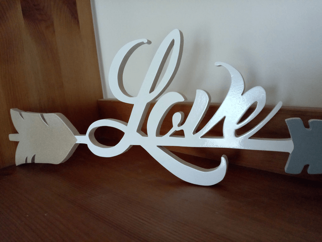 Flèche Love en bois -22x13 cms