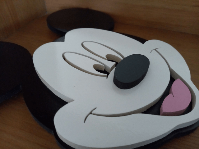 Visage de Mickey - 20x22 cms