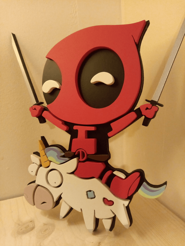 Deadpool chevauchant une licorne - 20x22 cms