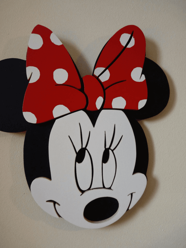 Minnie et son petit noeud - 20x21 cms